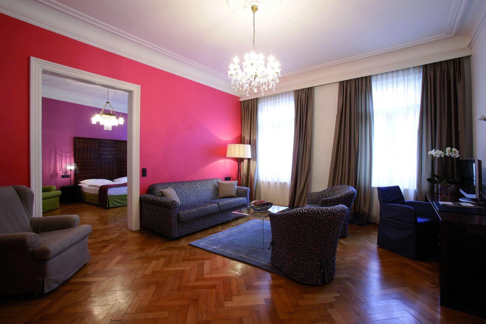 Appartement-Hotel An Der Riemergasse Vienna Esterno foto