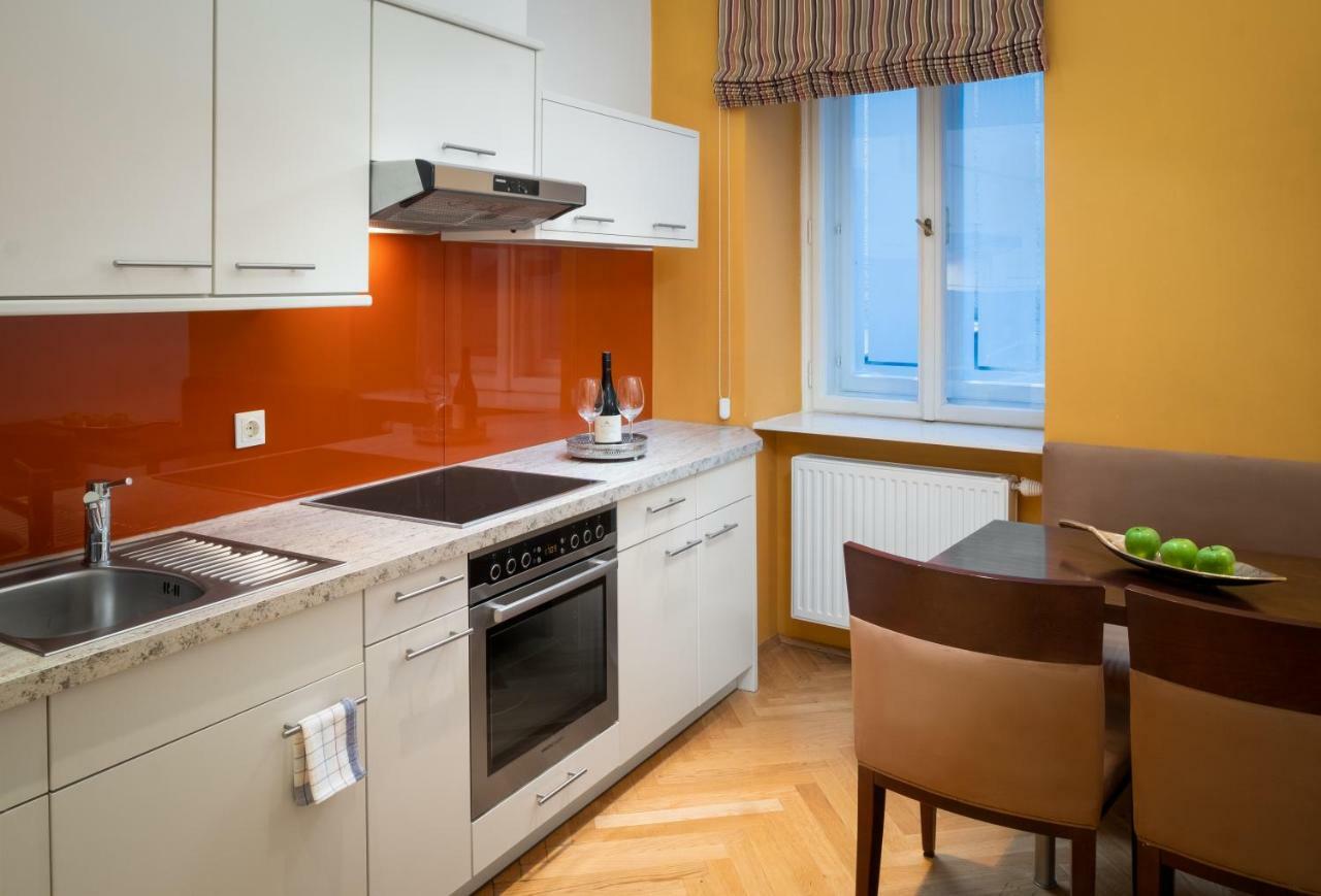 Appartement-Hotel An Der Riemergasse Vienna Esterno foto